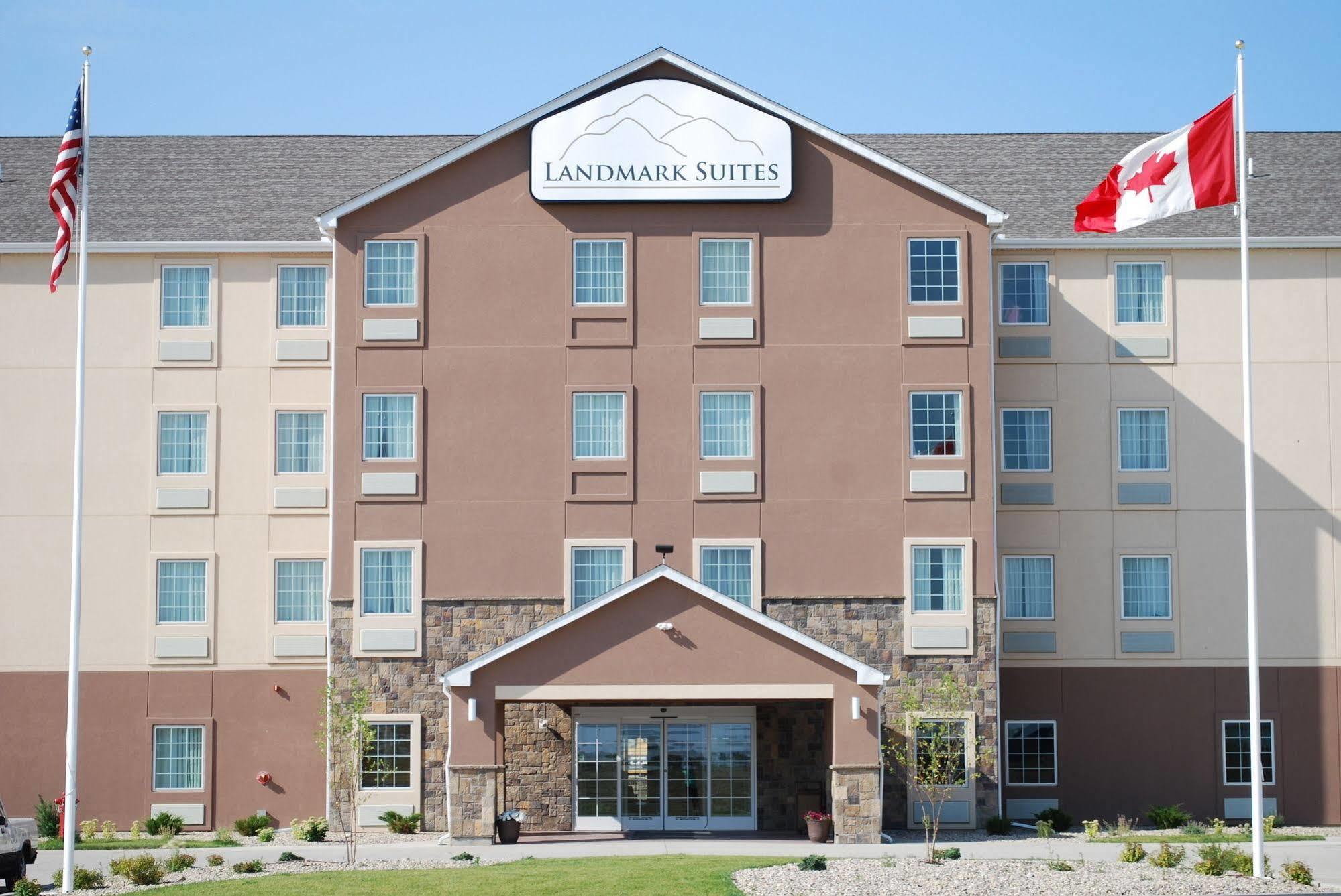 Landmark Suites - Williston Eksteriør bilde